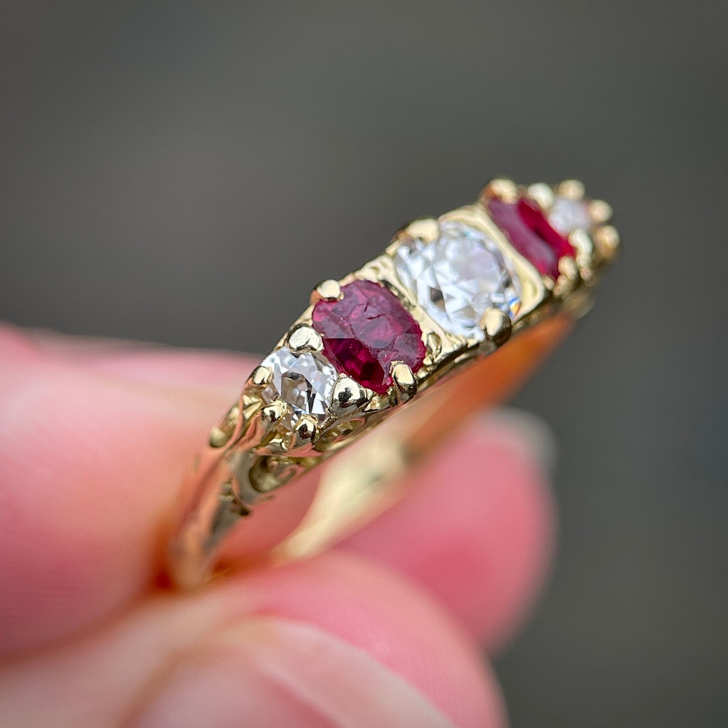 Antique Victorian Old Cut Diamond & Ruby Five 5 stone 18ct Gold Ring Size L