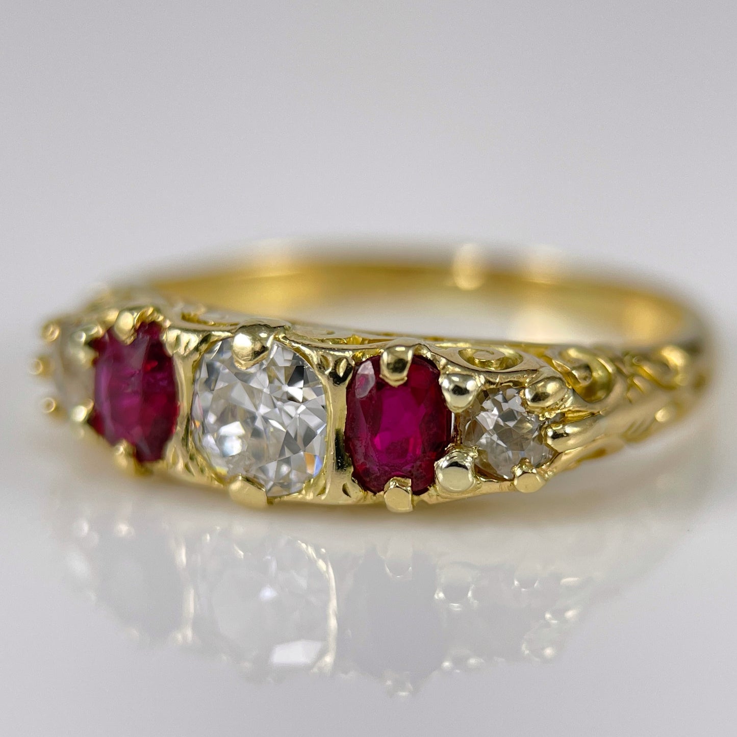 Antique Victorian Old Cut Diamond & Ruby Five 5 stone 18ct Gold Ring Size L