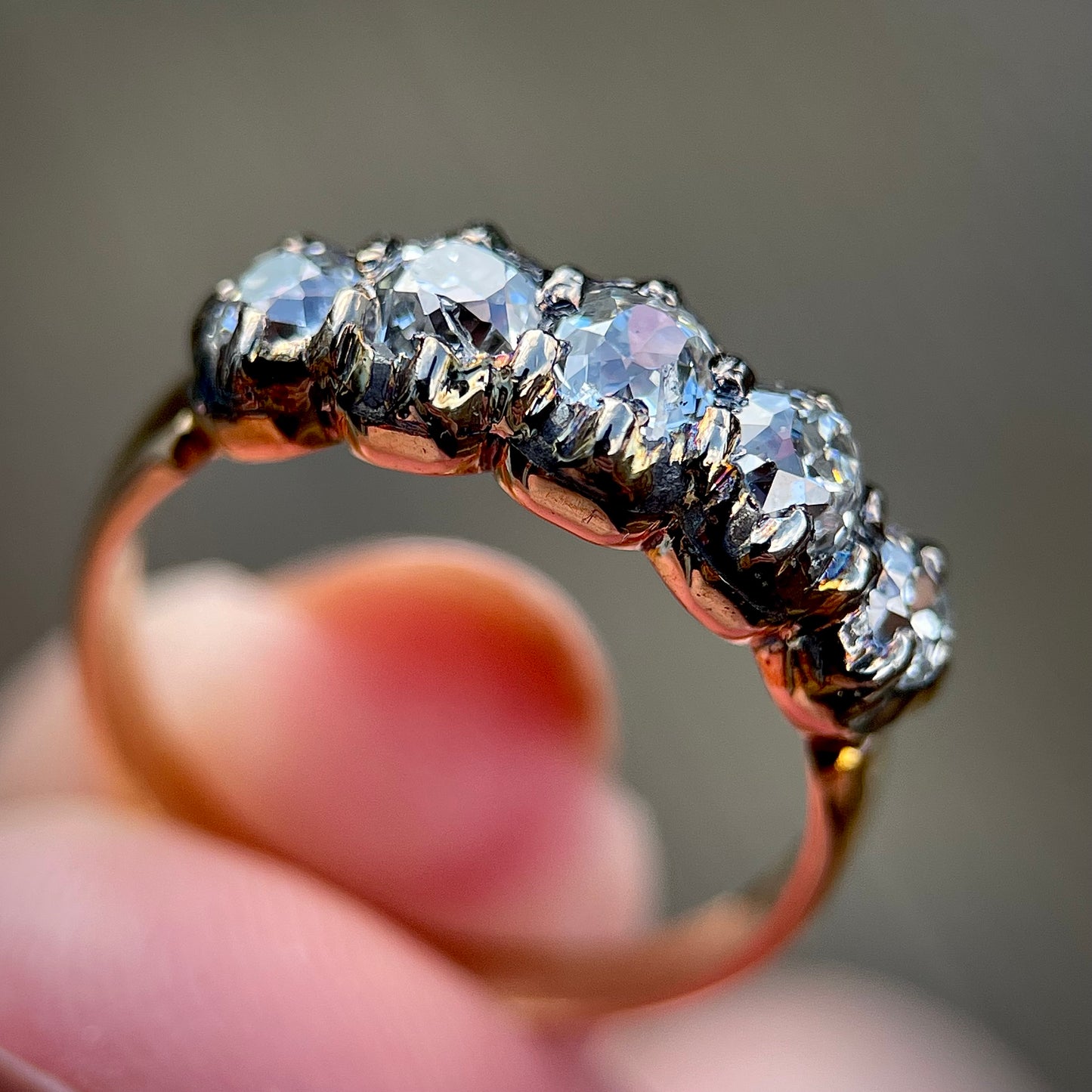 18ct Gold Antique Georgian Victorian Old Cut Diamond Five Stone Half Hoop Ring