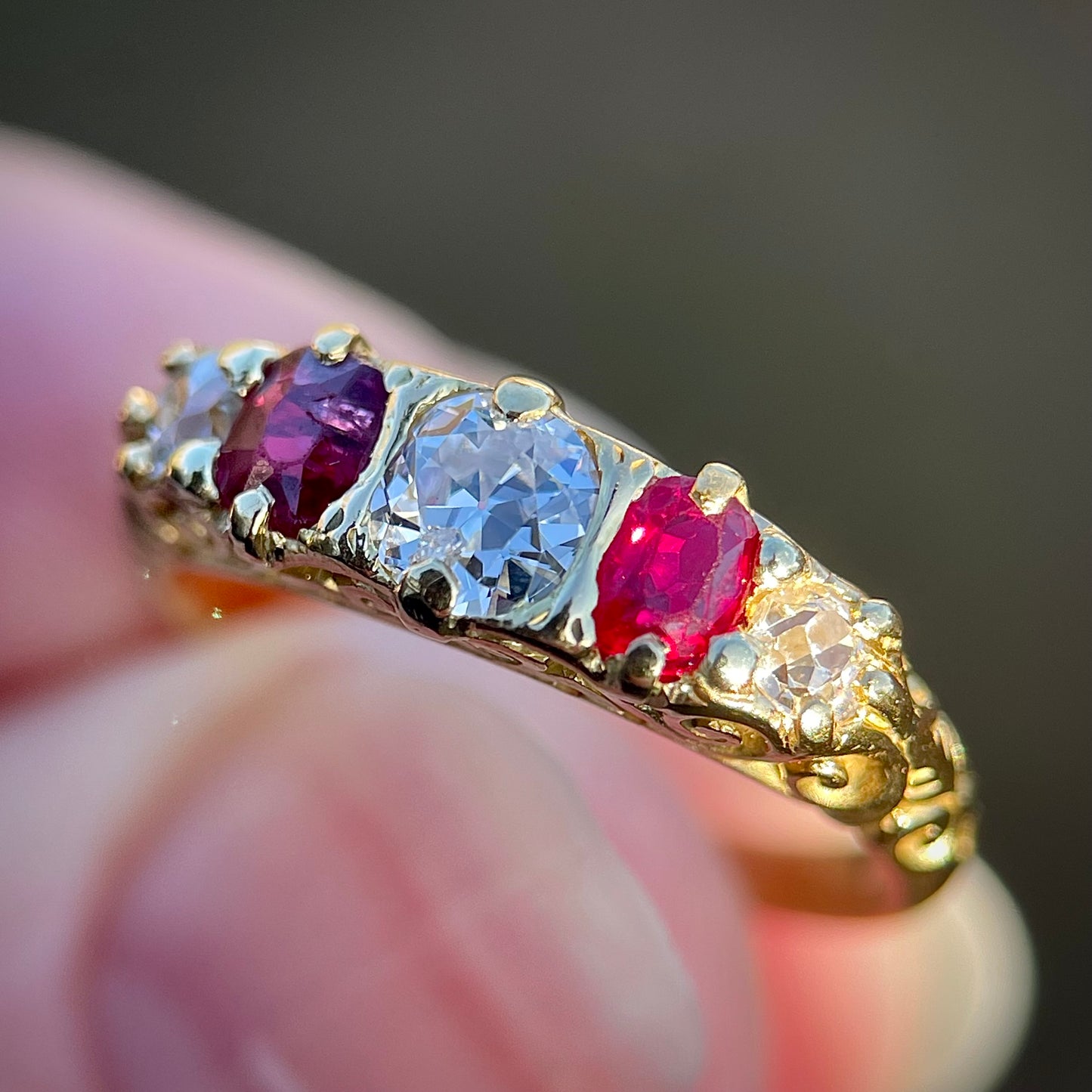 Antique Victorian Old Cut Diamond & Ruby Five 5 stone 18ct Gold Ring Size L