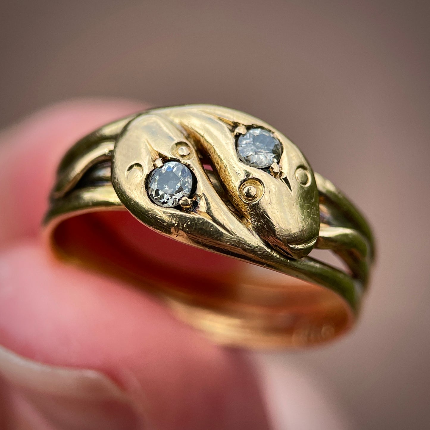 18CT Gold Antique Victorian (1858) Old Cut Diamond Double Headed Snake Ring