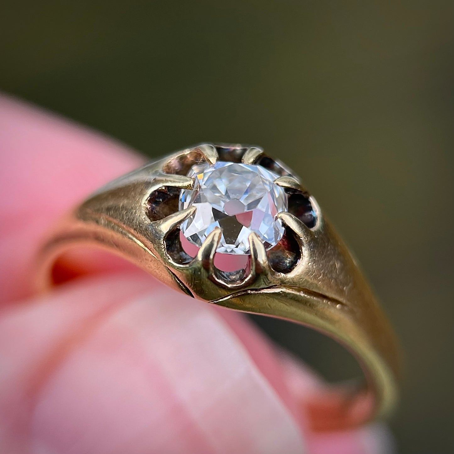 RARE 18ct Gold Antique 0.80ct Old Cut Peruzzi Diamond Solitaire Gypsy Ring