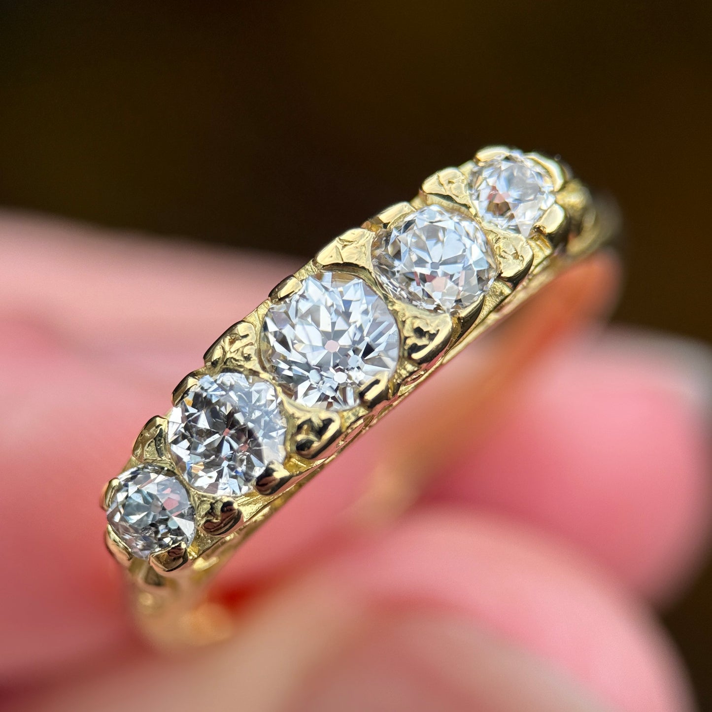 18ct Gold 1.10CT Old Cut Diamond Five Stone Ring Size Q 1/2 4.5 grams