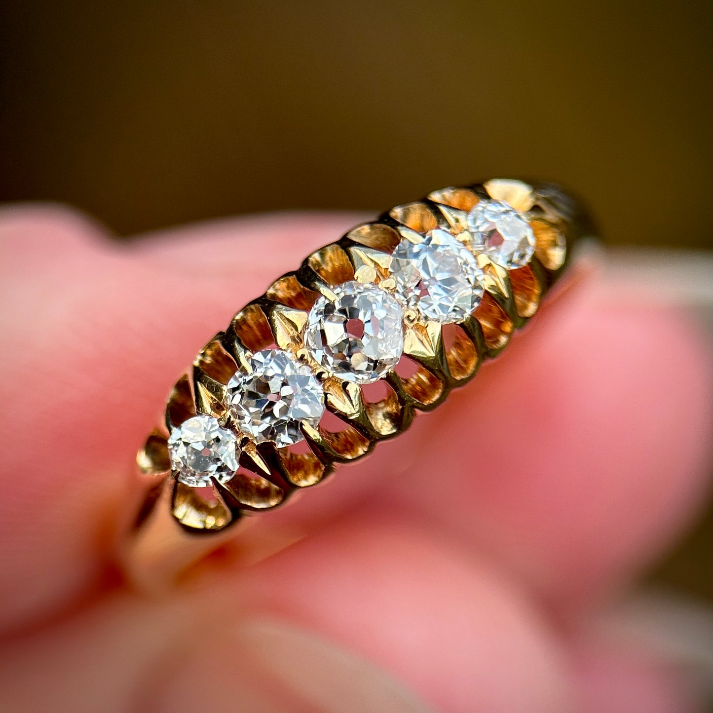 18ct Gold 0.40CT Antique Fully Hallmarked Old Cut Diamond Five Stone Ring Size N