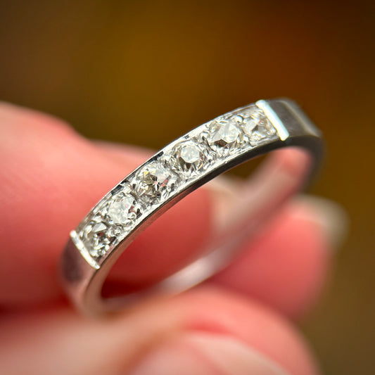 18CT White Gold 0.42ct Old Cut Diamond Half Eternity Band Ring Size N 1/2 4.5g